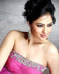 Nikesha Patel